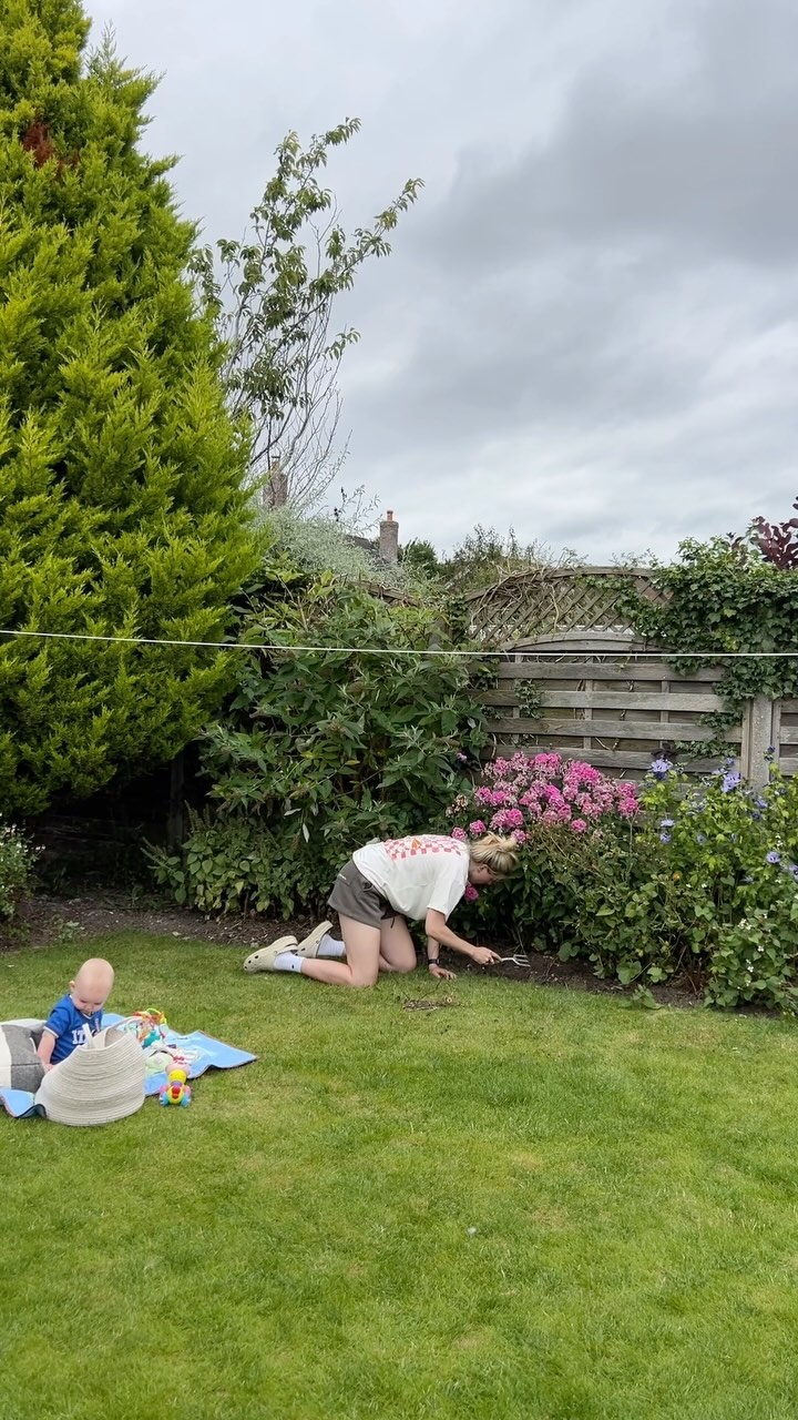 Finish the last bit of weeding in the garden with me 🪴 

Now all the weeding is done it’s time to decide what we want to put into all the gaps and look into what time of year to plant them 🌱 
I’m a beginner at this but I’m enjoying the pottering 👵🏼 

I’ve done that much weeding the past few weeks it’s had Florie shouting ‘I’m a weed, pull me out!’ 😅

#gardening #gardenrenovation #weeding #shells #gardenplay #landscaping #theyorkshirelifestyle #interior #decor #interiorstyling #homestyle #homestyling #homedecoration #housebeautifuluk #home #homeinspo #idealhome #thesefourwalls #housetohomestory #vibranthome #LTKhome #renovation #houserenovation